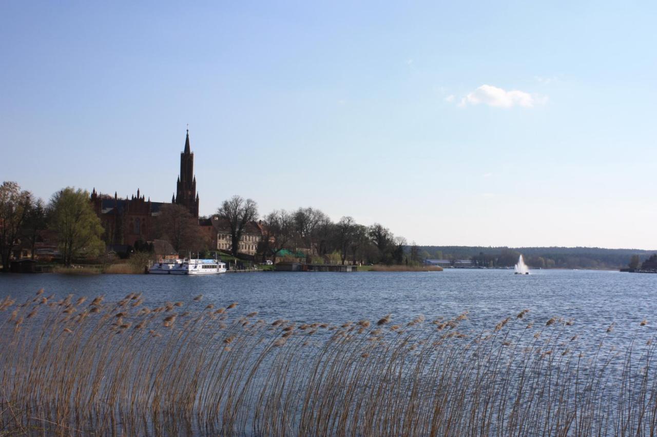 Ferienwohnungen Wassergrundstueck Malchow Malchow  Extérieur photo